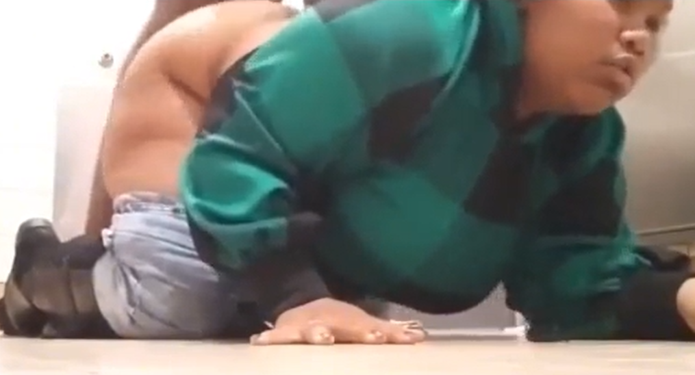 FUCKING BIG BOOTY WALMART EMPLOYEE WHILE SHE WENT ON HER BREAK